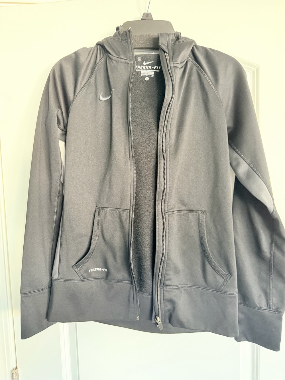 Nike Women's Black Therma-FIT Full-Zip Jacket with Hood